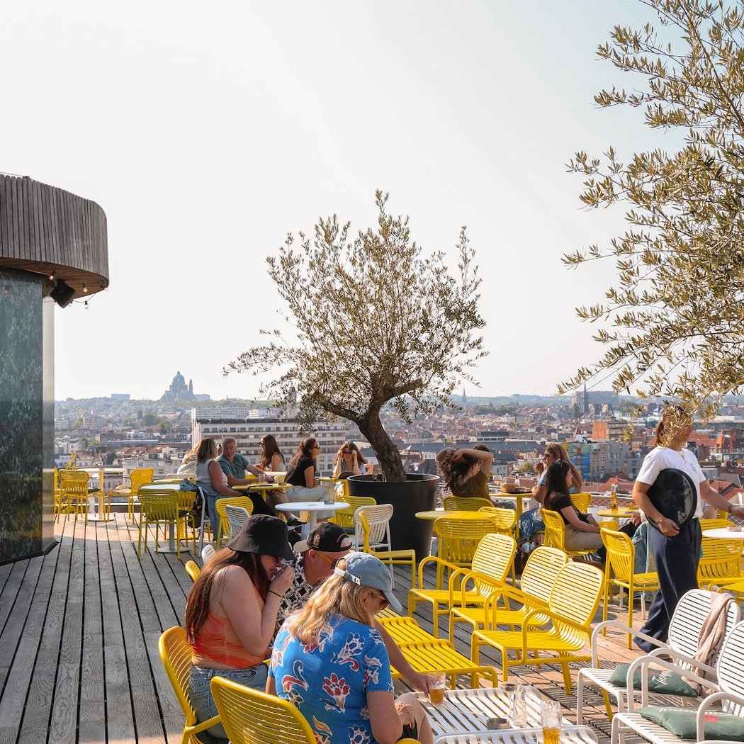 Observation de l'éclipse solaire au Rooftop 58 1